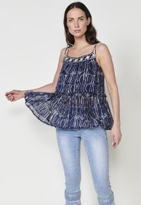 Длинный топ Длинный топ