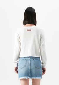 Лонгслив Лонгслив