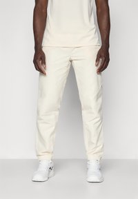 Спортивные штаны Спортивные штаны