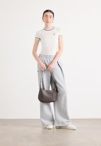 Футболка Футболка