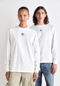 Лонгслив Лонгслив