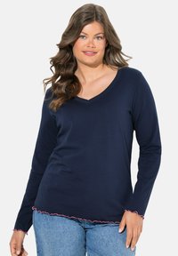 Майка Майка