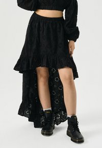 Длинная юбка Длинная юбка