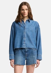 Джинсовая блузка Джинсовая блузка