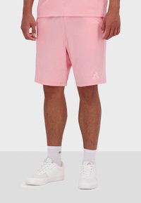 Шорты Шорты