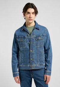 Джинсовая куртка Джинсовая куртка