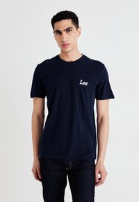 Футболка Футболка