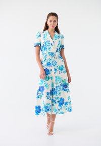 Летнее платье Летнее платье