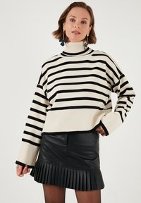 Водолазка Водолазка