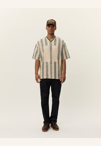 Футболка Футболка