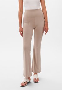 Брюки Брюки