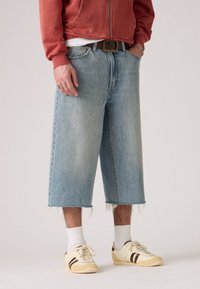 Прямые джинсы Прямые джинсы