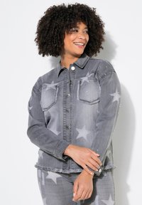 Джинсовая куртка Джинсовая куртка