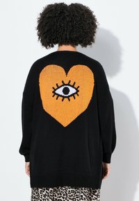 Длинный жилет Длинный жилет