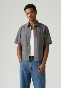 Рубашка с коротким рукавом Рубашка с коротким рукавом