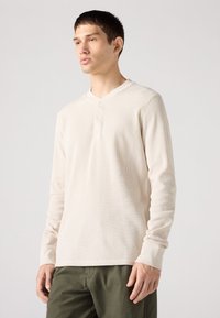 Лонгслив Лонгслив