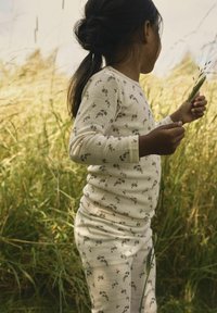 Лонгслив Лонгслив