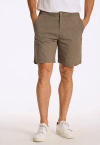 Шорты Шорты