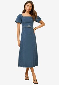 Летнее платье Летнее платье