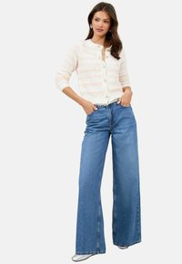 Кардиган Кардиган