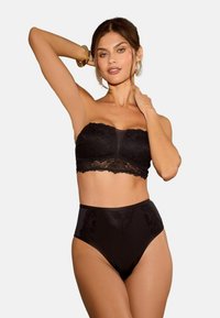 Бюстгальтер Бюстгальтер