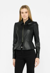 Кожаная куртка Кожаная куртка