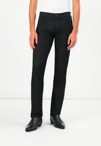 Прямые джинсы Прямые джинсы