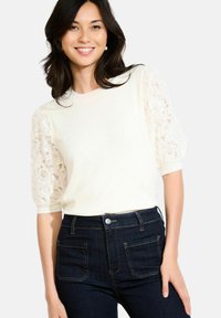 Футболка Футболка