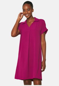 Платье Платье