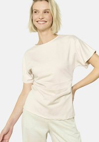 Футболка Футболка