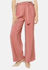 Широкие брюки Широкие брюки