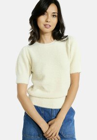 Футболка Футболка