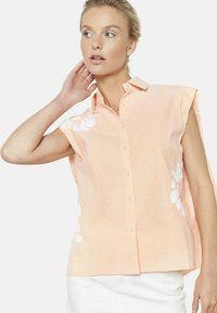 Блузка Блузка