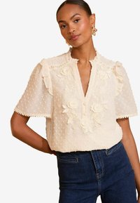 Блузка Блузка