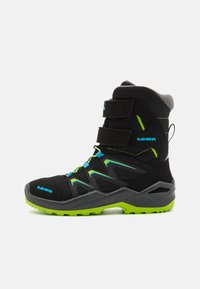 Кроссовки Кроссовки