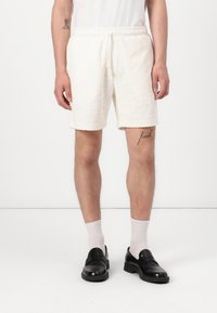 Шорты Шорты