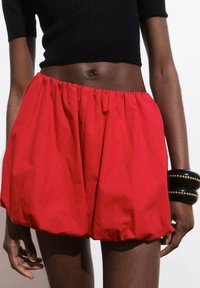 Шорты Шорты