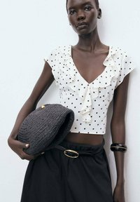 Блузка Блузка