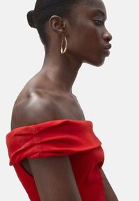 Короткое платье Короткое платье