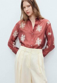 Блузка-рубашка Блузка-рубашка