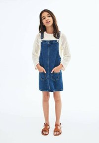 Платье Платье