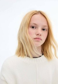 Пуловер Пуловер