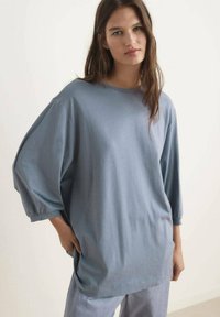 Толстовка Толстовка