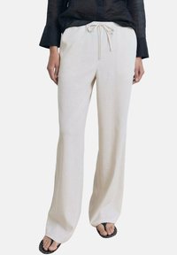 Широкие брюки Широкие брюки