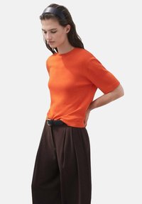 Футболка Футболка