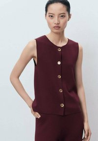 Жилет Жилет