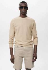 Пуловер Пуловер