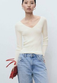 Пуловер Пуловер