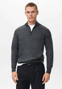 Пуловер Пуловер