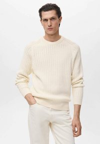 Пуловер Пуловер